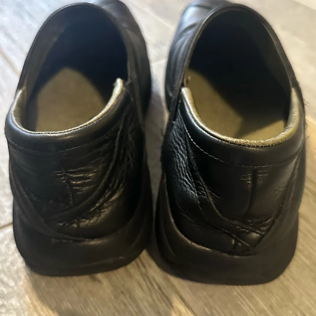 Merrell Clog Womens 9 Black Primo Patch Slip On Comfort
Shoes Leather J63786 - Image 3