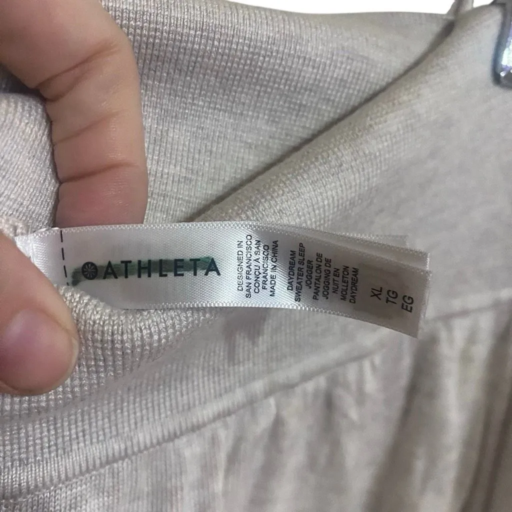 Athleta, XL cream, daydream sweater sleep jogger - Image 3