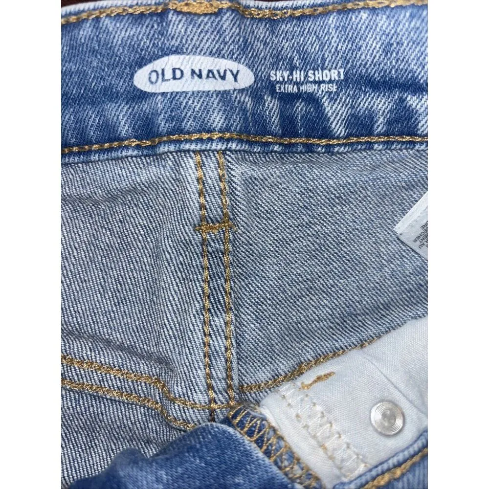 Old Navy Ski-Hi Shorts Women’s 2 Extra High Rise Button Fly Distressed Cuffed - Image 3