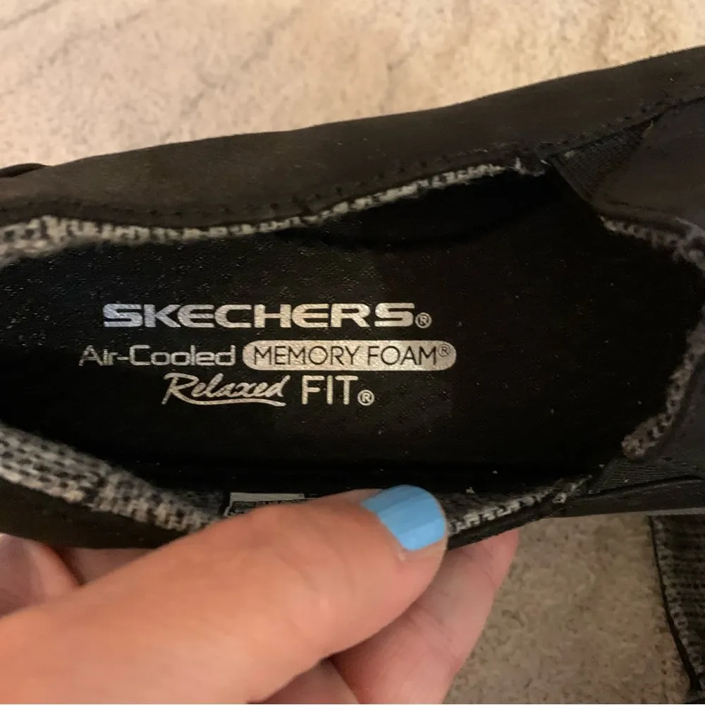 New Woman's Sneakers & Athletic Shoes SKECHERS Black Reggae Fest 2.0 Size 5 - Image 5