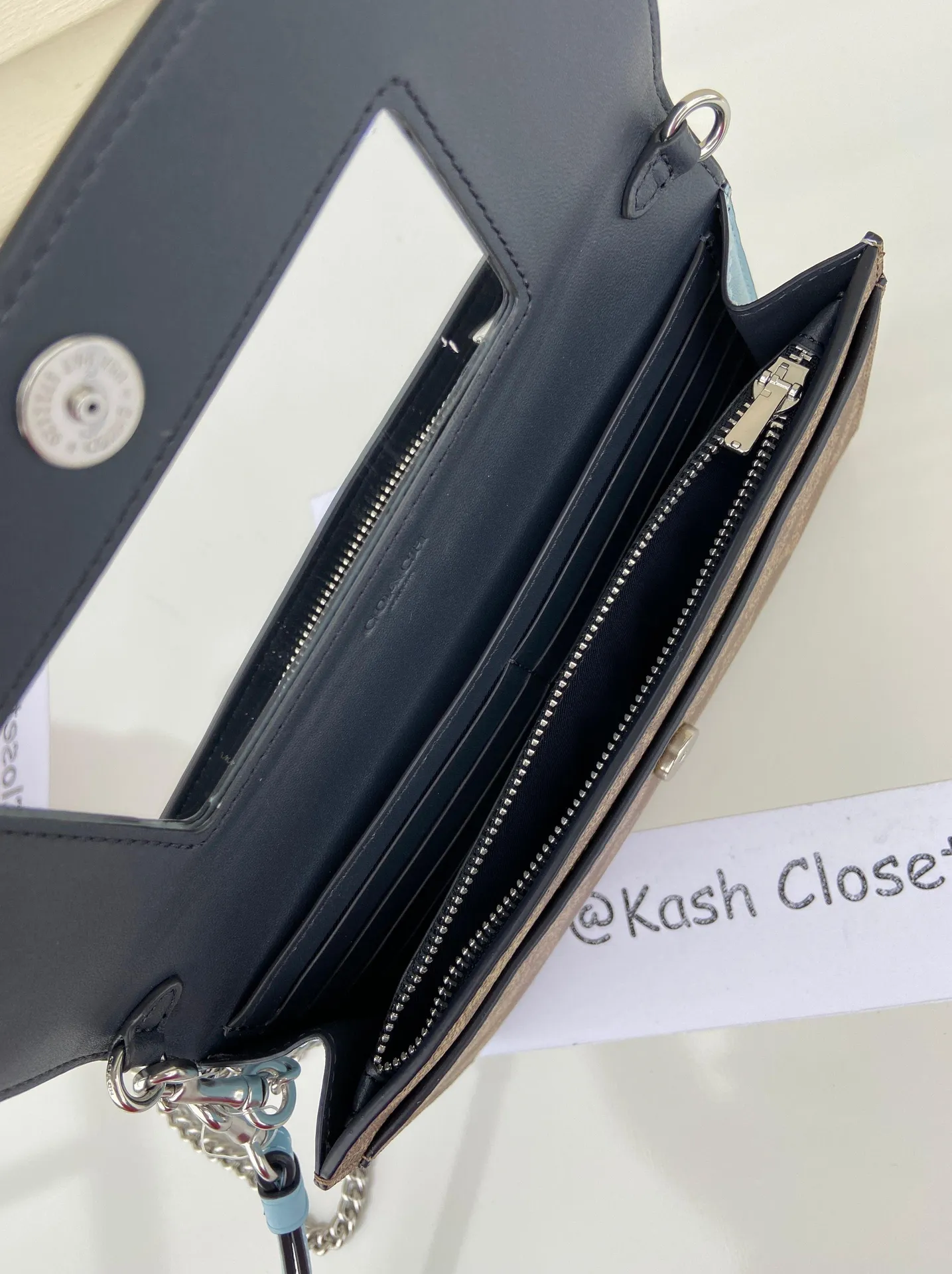 Gemma Women's Clutch Crossbody Signature - Image 8