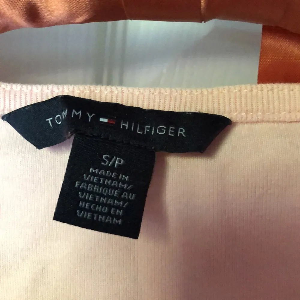 Tommy Hilfiger t shirt - Image 2