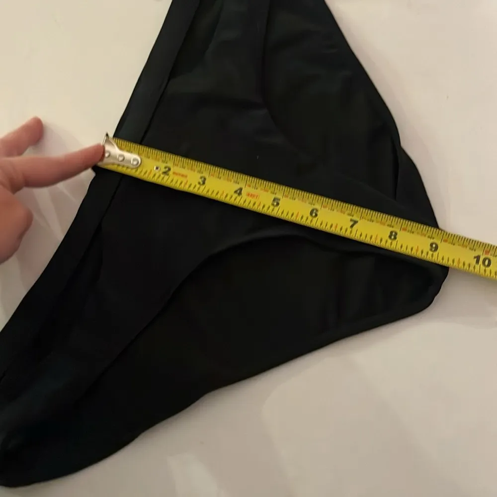 Adore Me Women’s Black Cutout Bikini Bottoms Size Large - Image 9