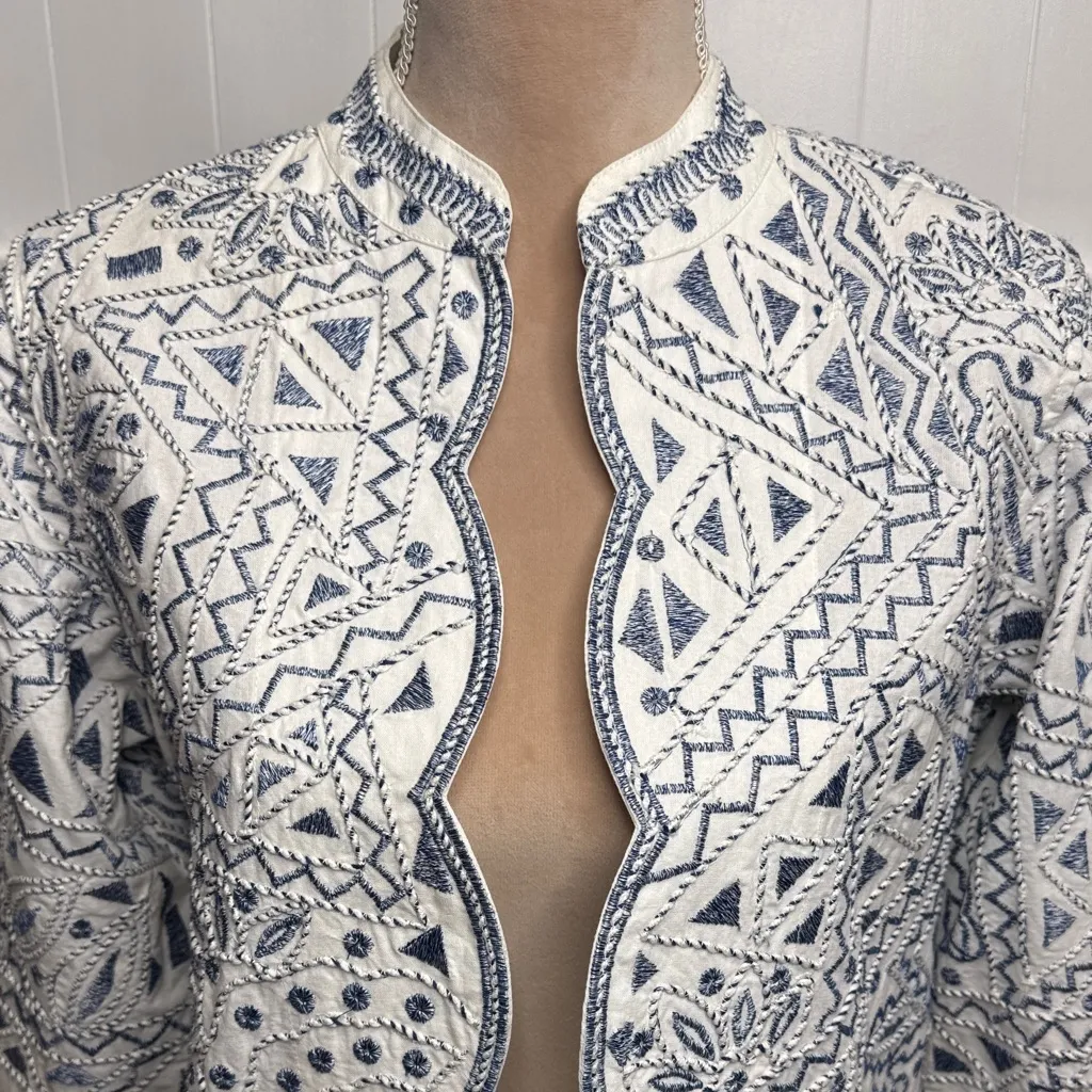 Coldwater Creek Women's Blue and White Cotton Embroidered Open Jacket Size PS - Image 5