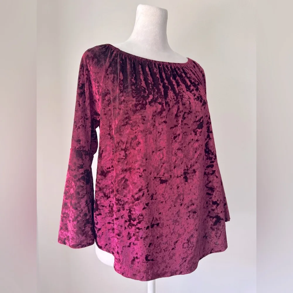 Crave Fame by Almost Famous Burgundy Velvet Scoop Neck Bell Sleeve Blouse - Image 3
