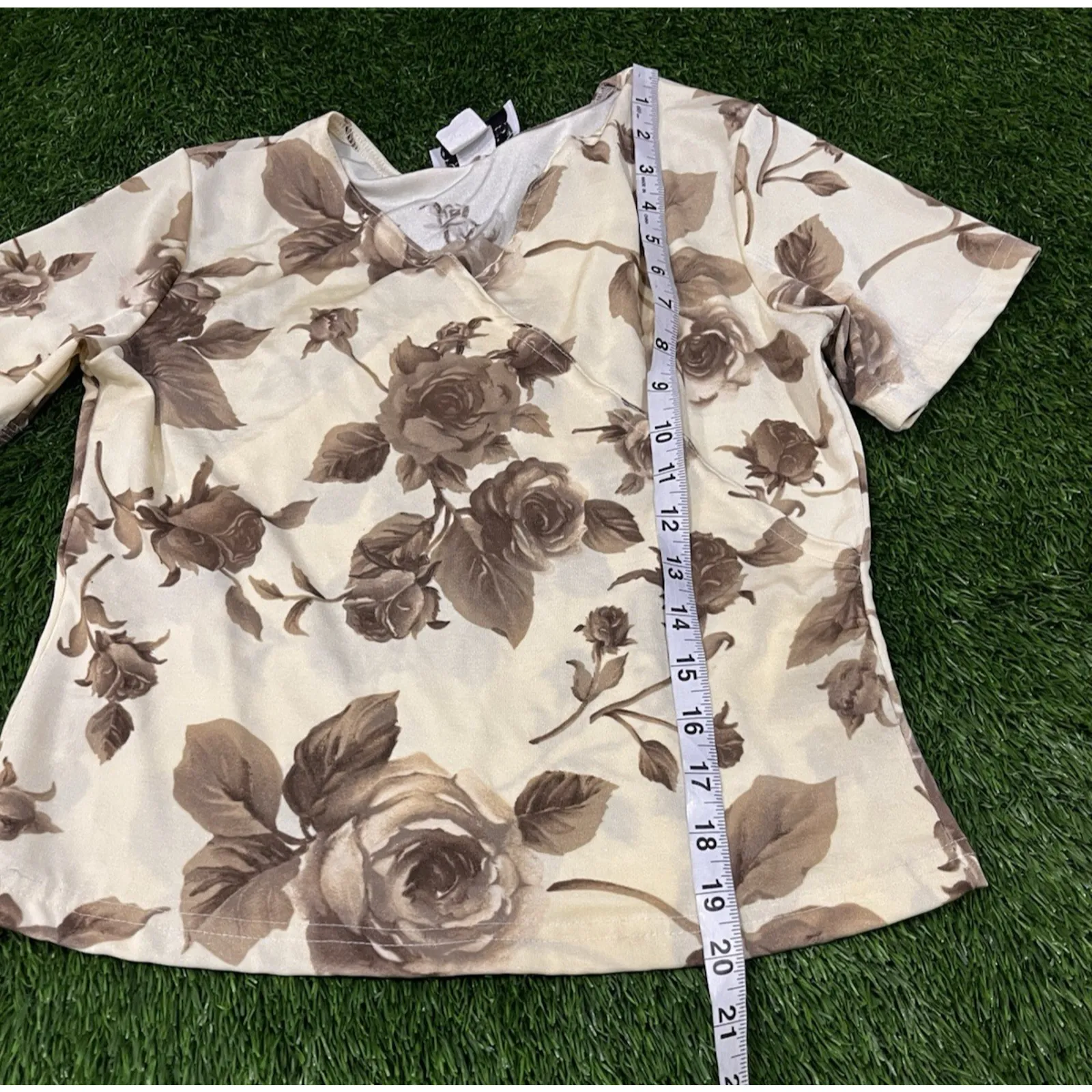 Pretty Girl Y2K Made in USA Crop Top Stretchy Polyester M 90s 2000s Clubwear Size M - Image 4