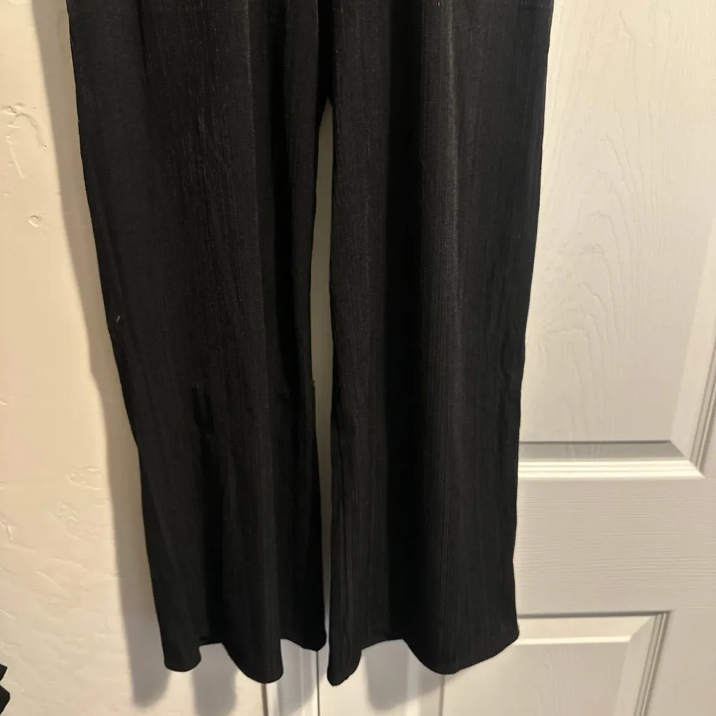 Black Wide-Leg Pants - Image 3