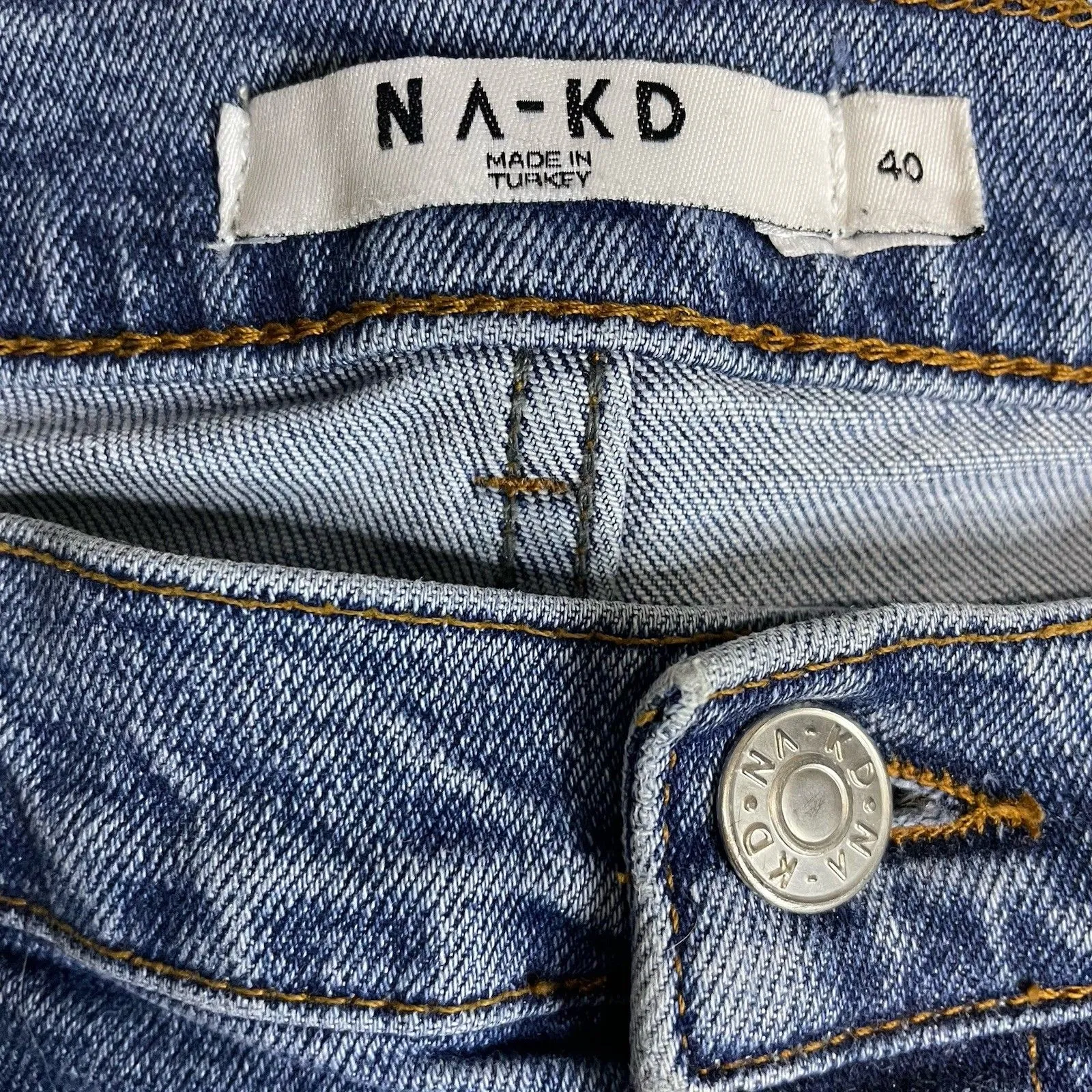 NA-KD Women's High Waist Straight Leg Jeans Size 40 Medium Wash Classic Mom Jean - Image 5