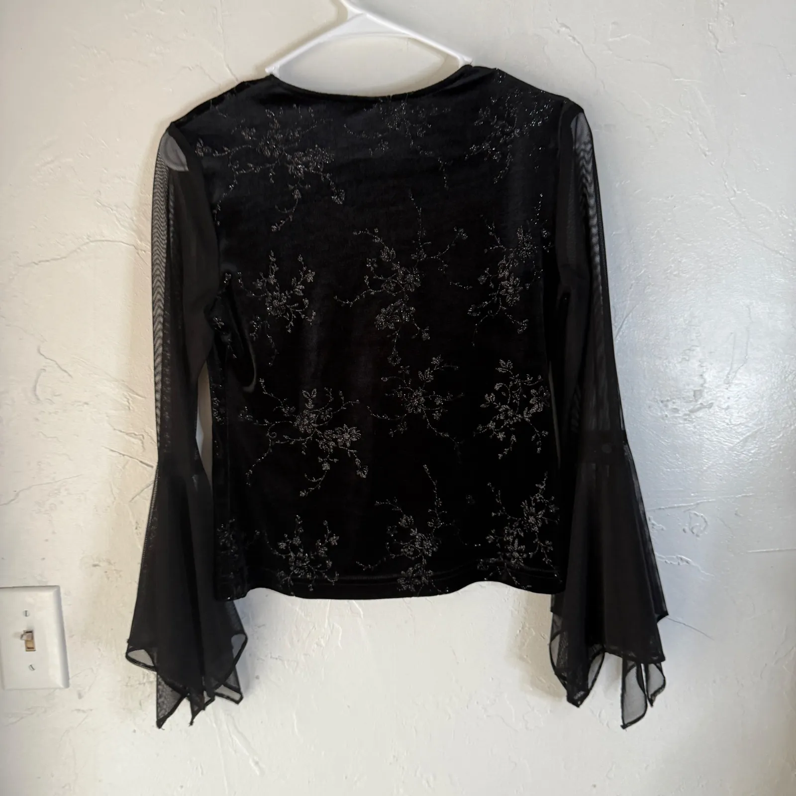 J.R. Nites Vintage 6 Petite Black Velvet‎ Beaded Mesh Bell Sleeve Top Whimsigoth Size 6P - Image 5