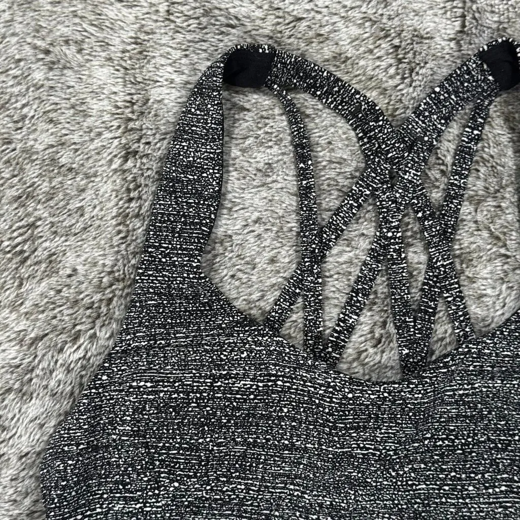Lululemon Free To Be Serene Bra Sz 6 In Salt Alpine White Black - Image 4