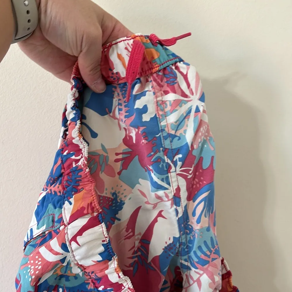 Patagonia Women’s Barely Baggies 2.5” Shorts Wild Waratah Reef Pink Size XL - Image 5