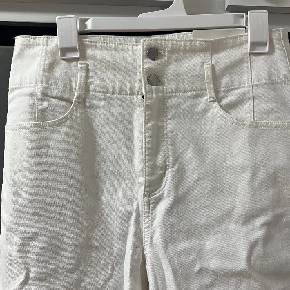 Ann Taylor the easy straight white jeans - Image 2