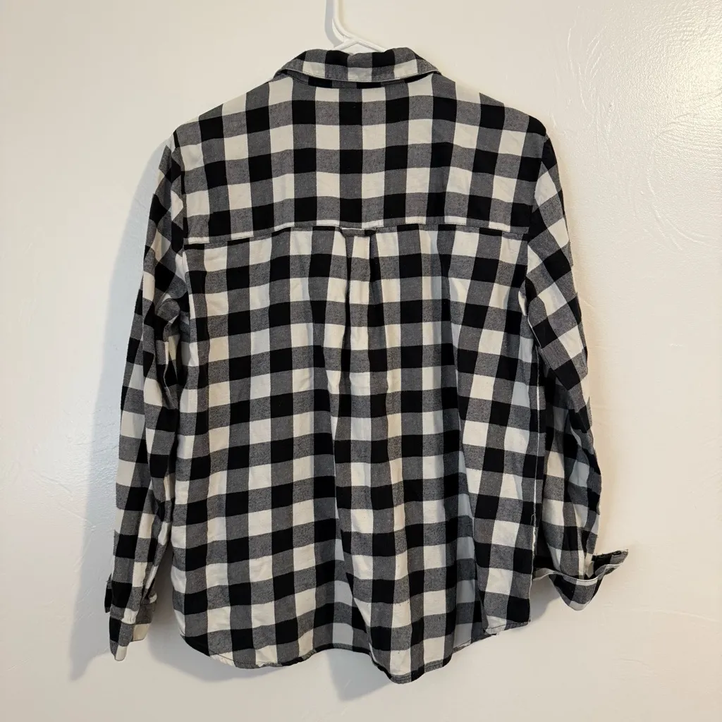 Zara Basic Black & White Plaid Flannel Shirt - Image 4