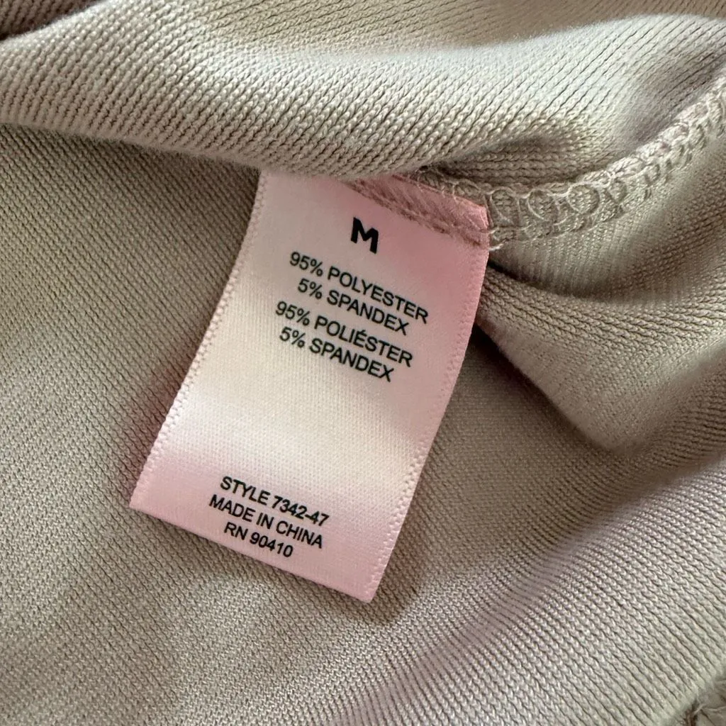 Juicy Couture Silky Soft Pink Velour Silver Bling Stud Cropped Button Up M - Image 12