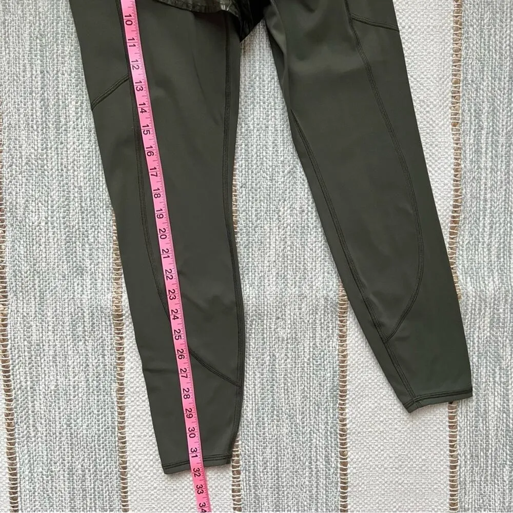 Athleta Rainier 2 in 1 Green Animal Print Tight With Shorts Women’s XS Petite - Image 2