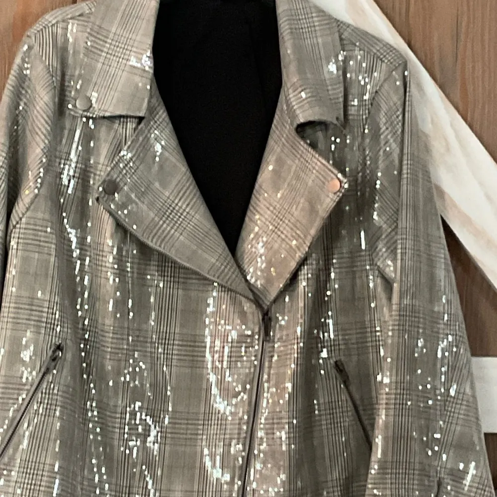 Skies are Blue Sequin Plaid Women's Jacket..stunning. P2P 27, SIZE 2X, NWT - Image 2
