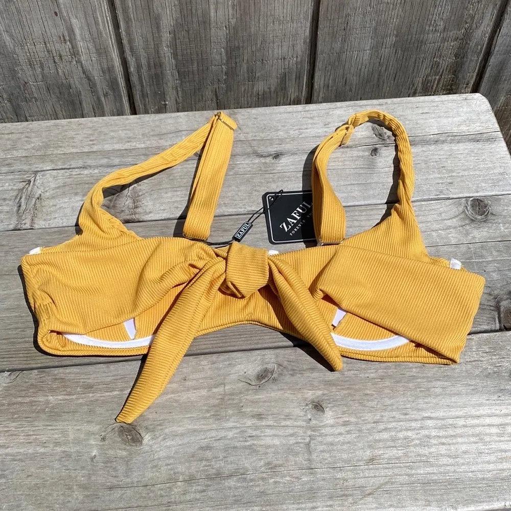 New  Bikini Ribbed Swimsuit high cut bottom V cut textured top tie back - Image 5