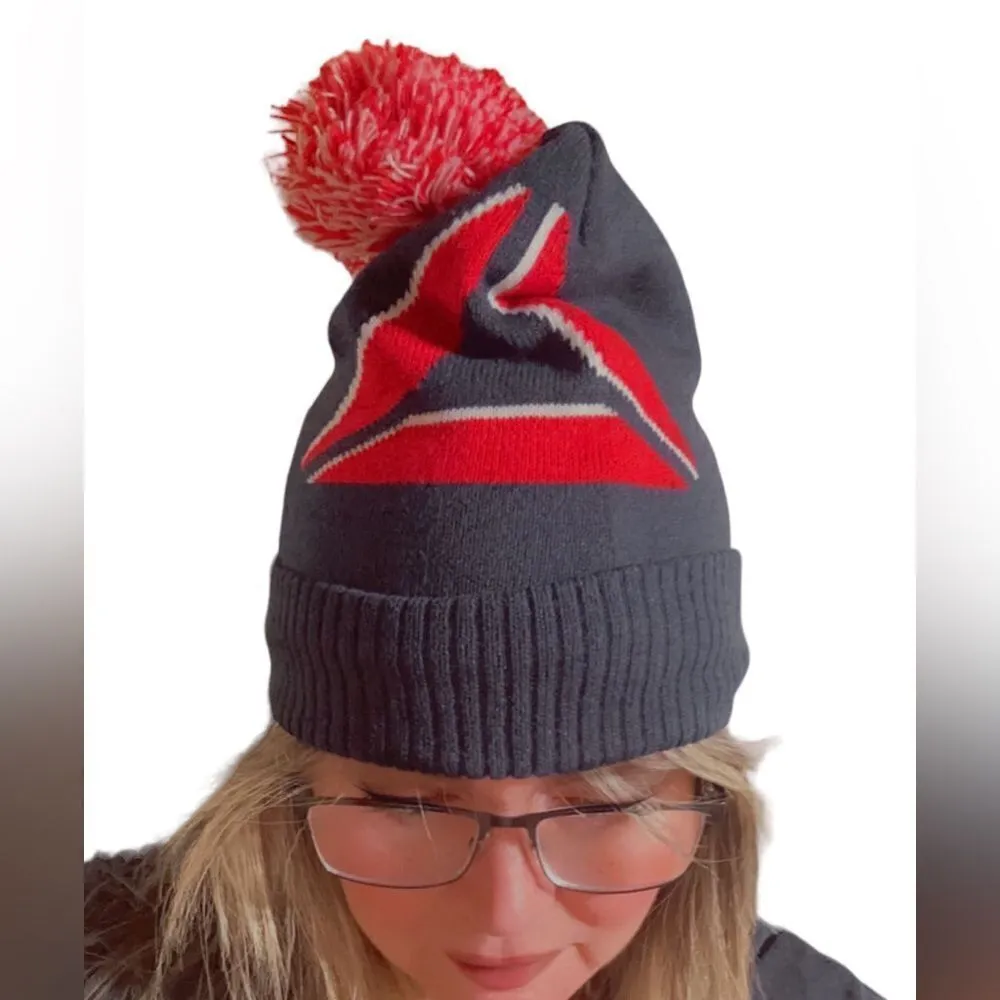 Reebok Unisex Pom Pom Beanie Hat Size One Size - Image 4