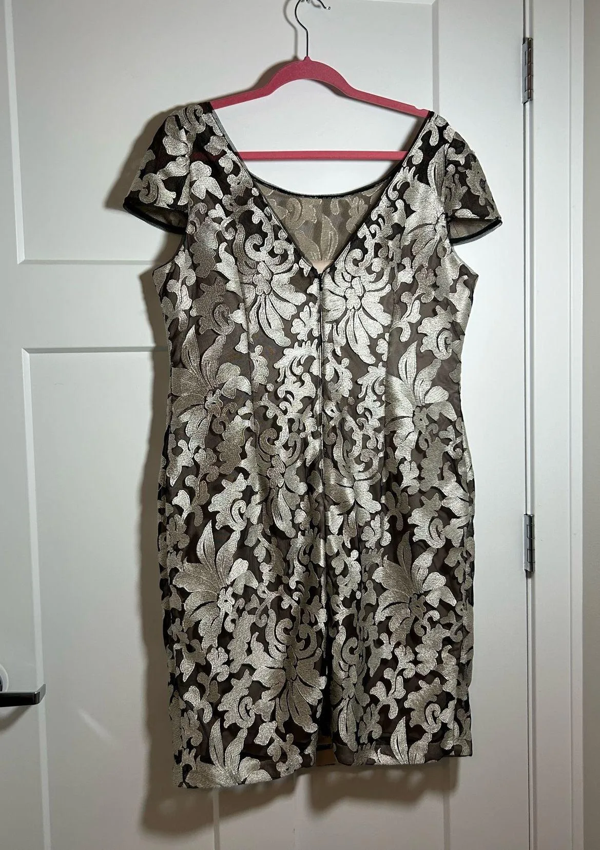 Size 16 Calvin Klein formal dress - Image 6