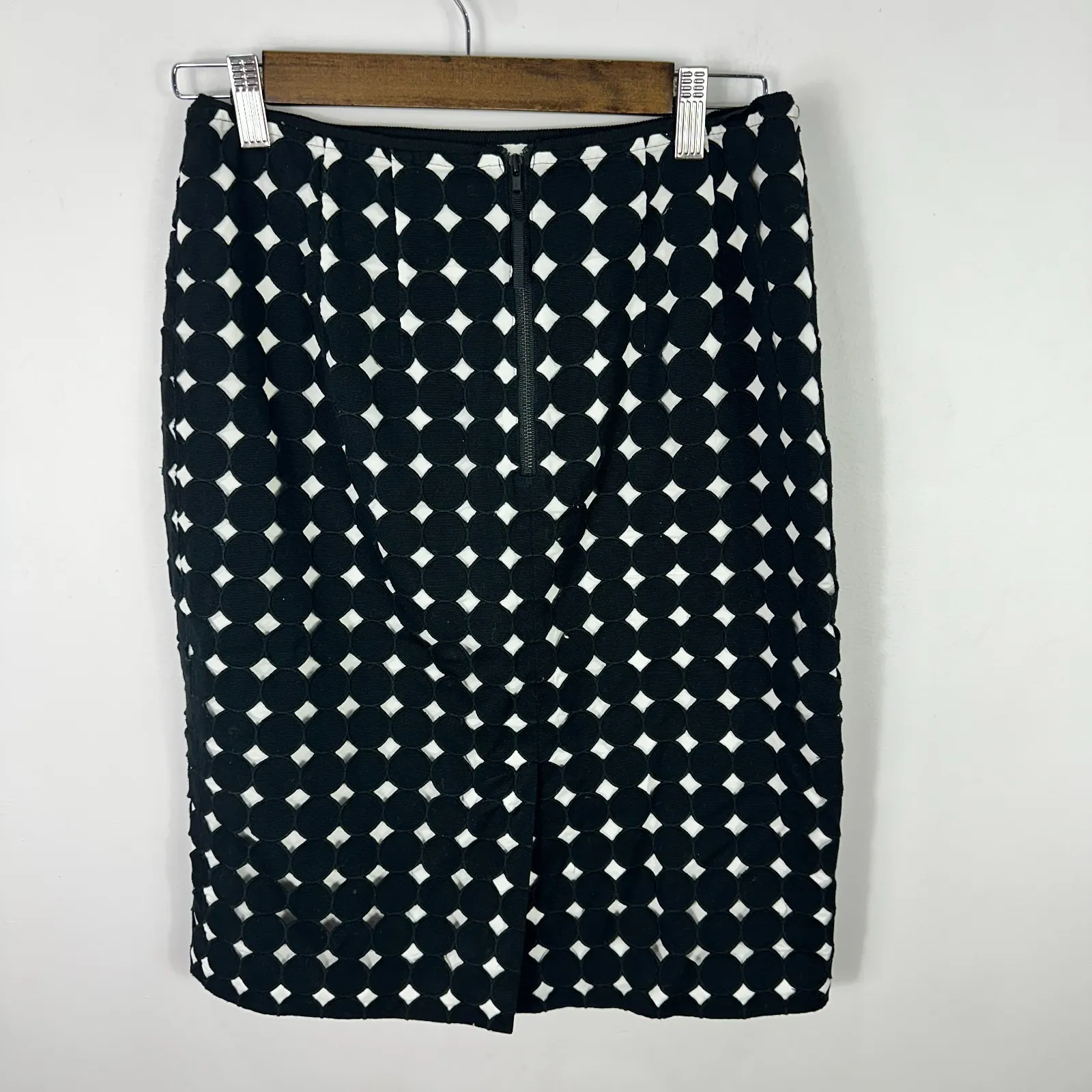 White House‎ Black Market Skirt 6 Black Dot Pencil Preppy Chic Mod Office Siren - Image 2