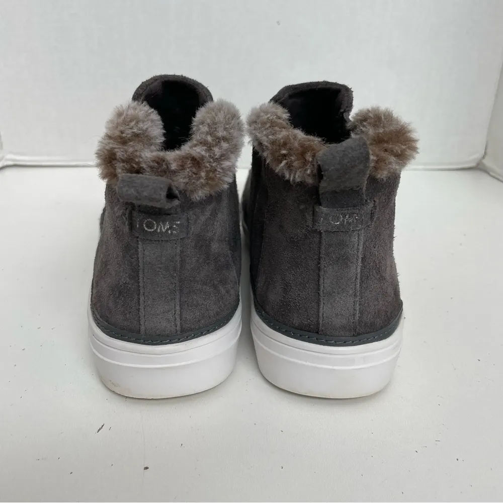 TOMS Sneaker Bryce High Top Slip-On Bootie Suede Leather Fur Trim Comfort Grey - Image 3