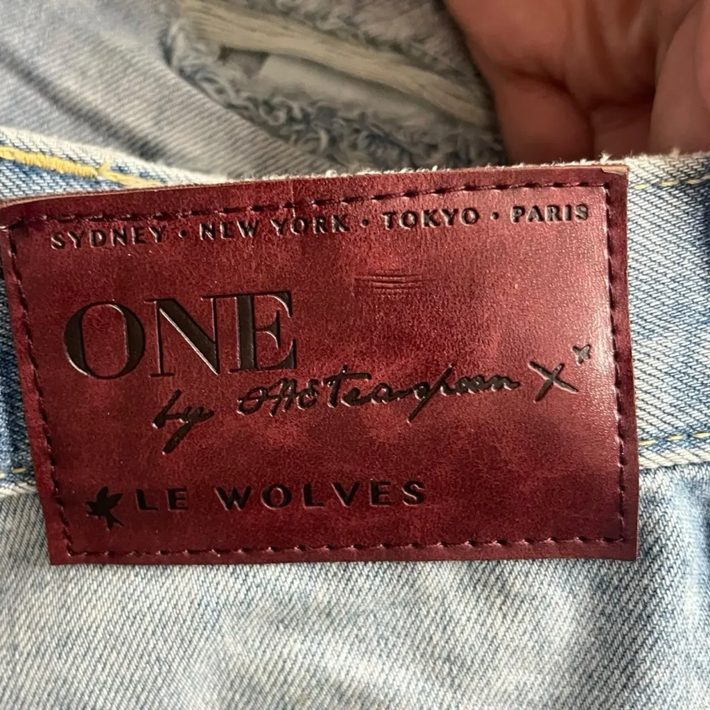 One Teaspoon Le Wolves Distressed Denim Shorts Frayed Hem Women’s Size 26 - Image 10