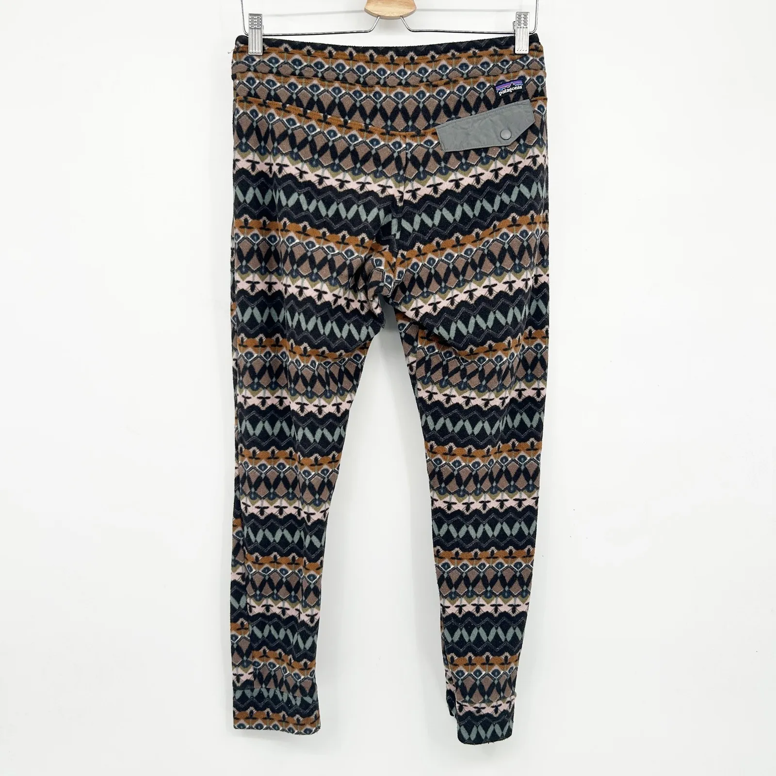 Patagonia Womens Cozy Outdoor Snap T Fleece Jogger Pants Geometric Print Size XS - Image 8