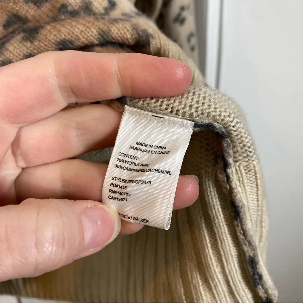 Brochu Walker Cashmere Wool Millie Leopard Printed Vee Boxy Cropped Sweater XS‎ - Image 6