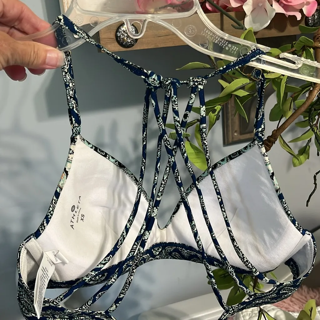 Athleta Bikini Top Blue Print Multi strap Back - Image 8