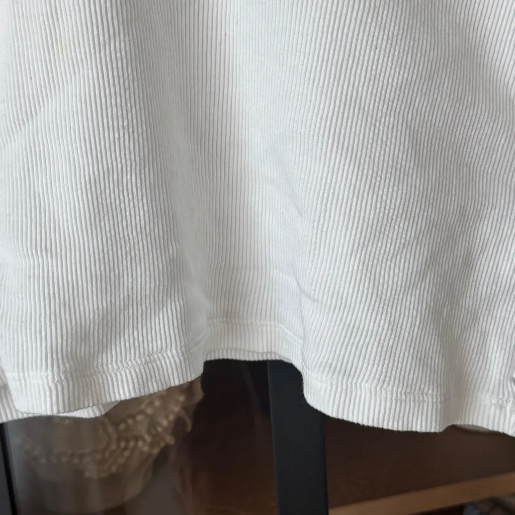 Aritzia TNA ribbed crewneck tshirt tee cropped top short sleeve White Size L - Image 4