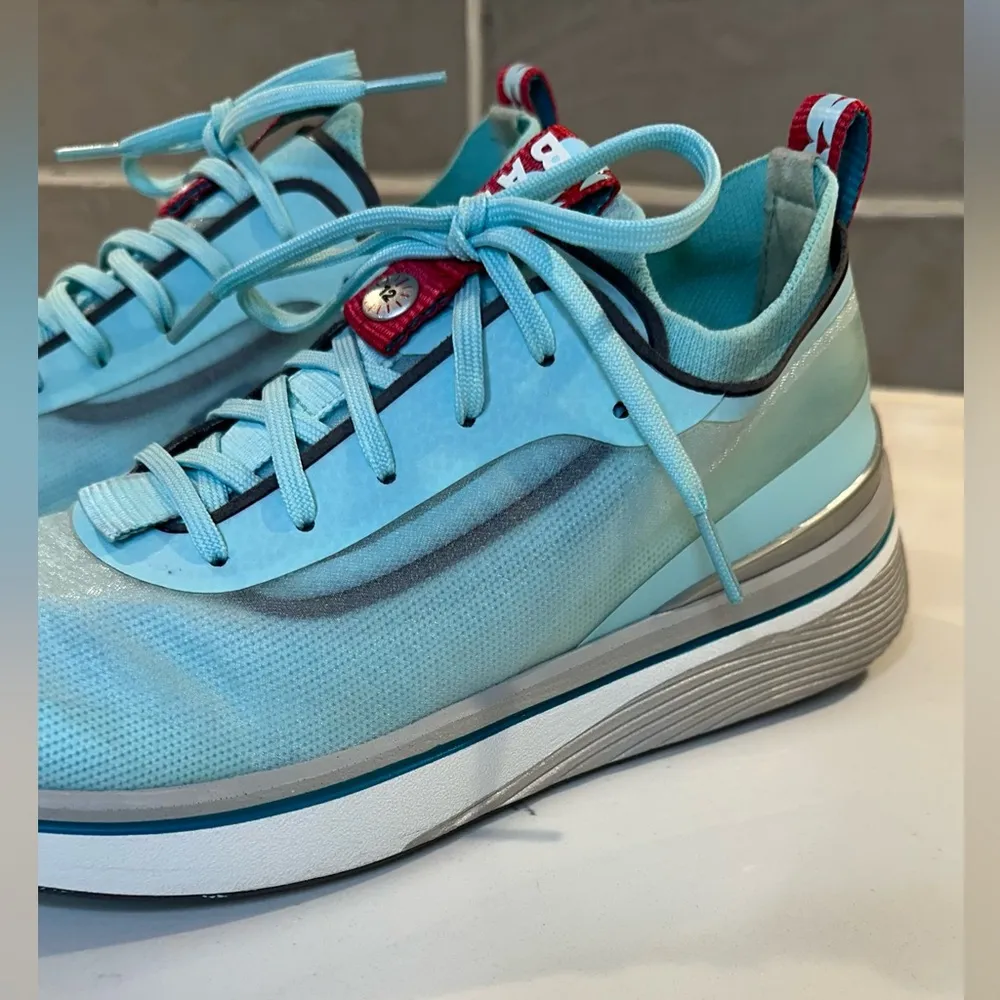 BALA Twelves Daybreak Nursing Profession Unisex Teal Aqua Blue Size 8 - Image 3