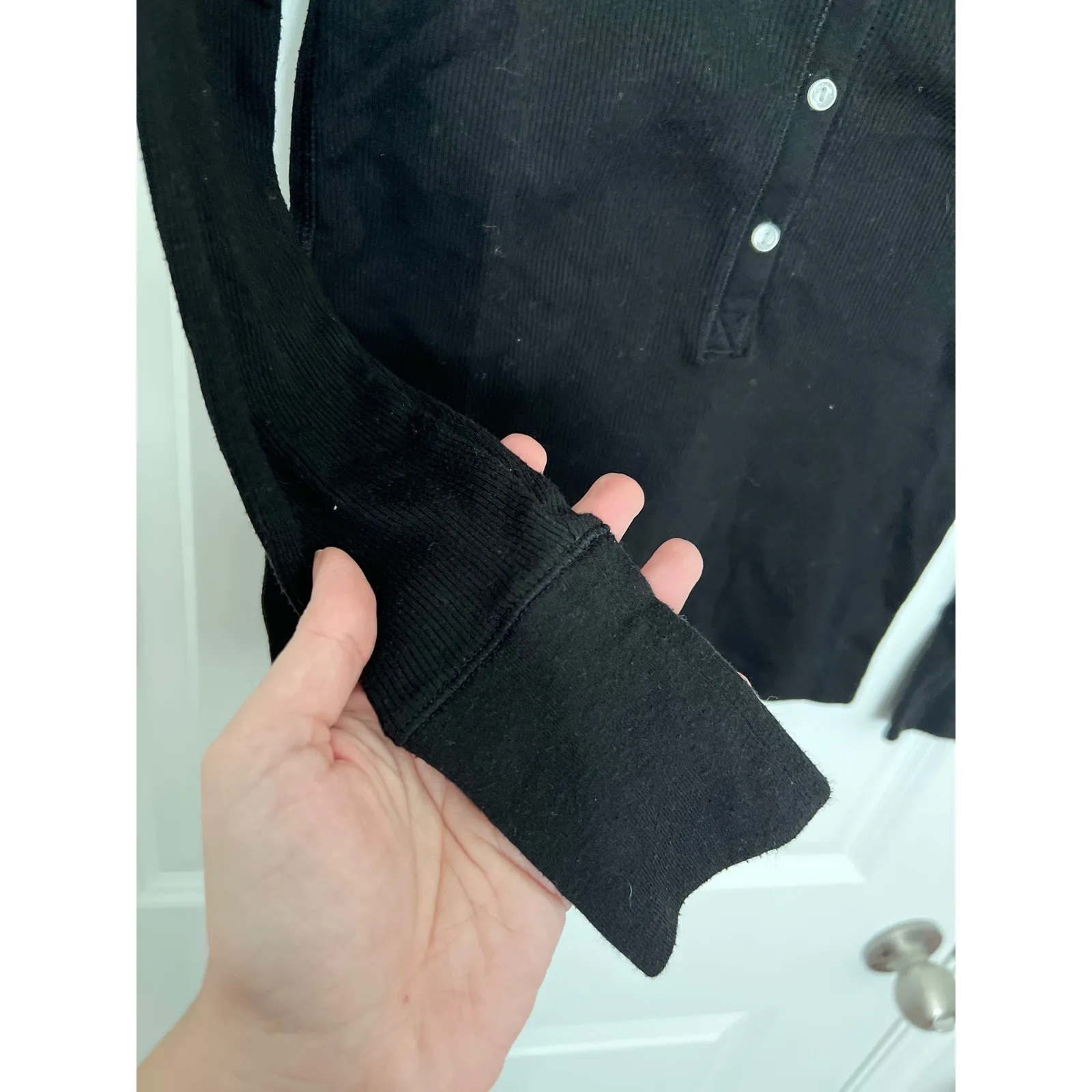 Victoria’s Secret Cotton Blend Long Sleeve Ribbed Henley Top Black Women's XS - Image 4