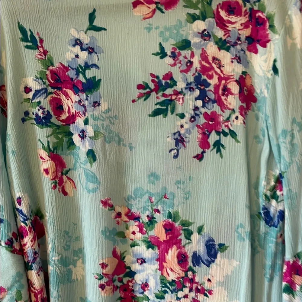 Newbury Kustom Blue and Pink Blouse with Floral Print and Flared Sleeves - Image 8