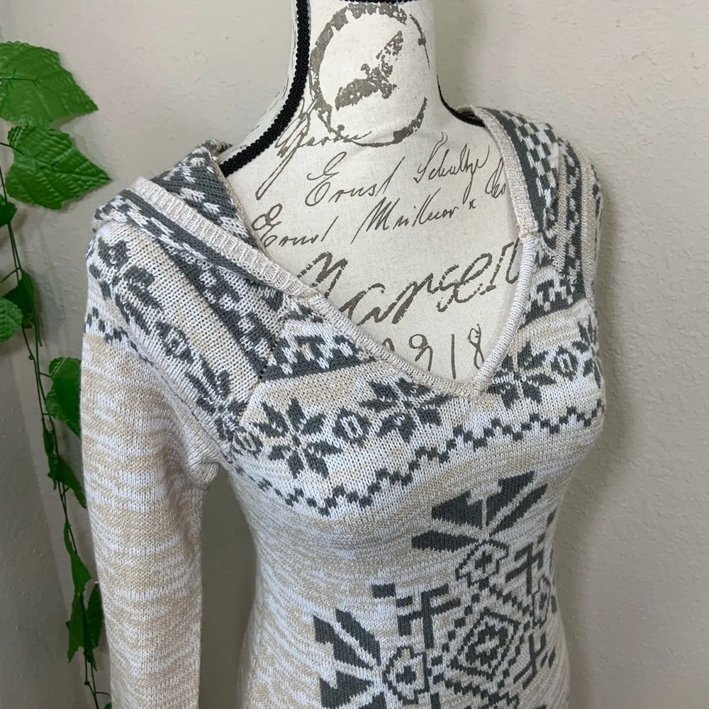 Flying Tomato Anthropology Fair Isle Hood Sweater - Image 4