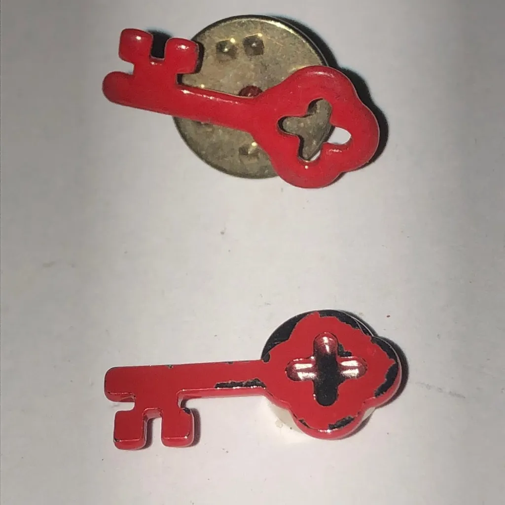 Lot of 2 Red Enamel Skeleton Key Pin & Magnetic Pin - Image 3