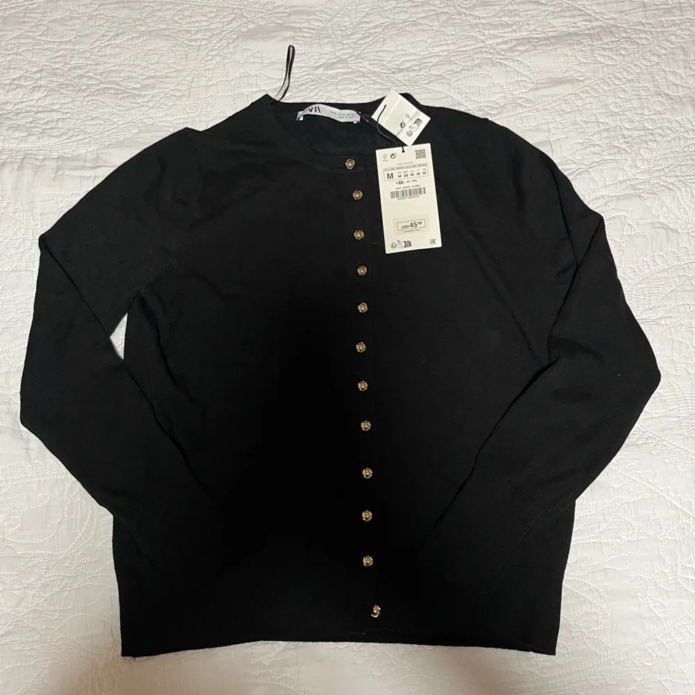 Buttoned Knit Cardigan - Image 6