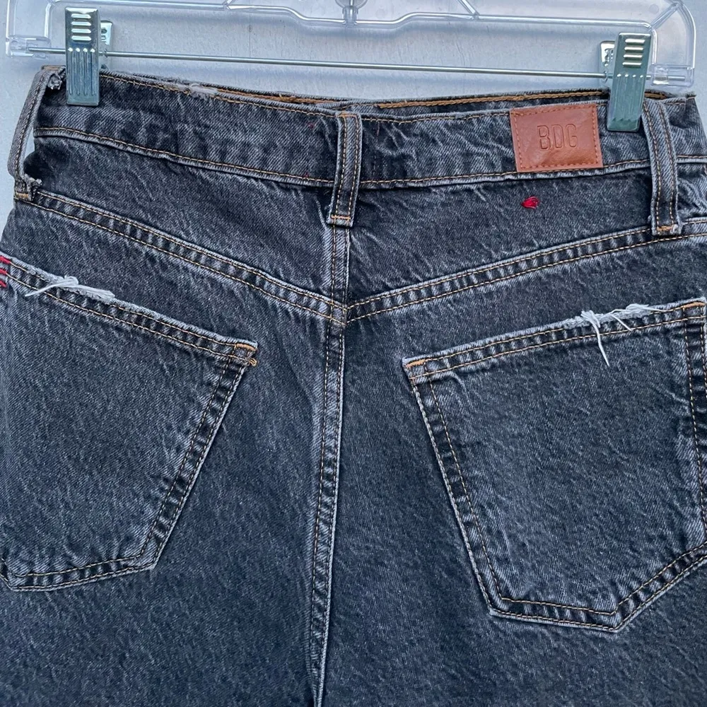 Urban Outfitters BDG High Rise Cheeky Shorts Faded Distressed Black size 27 A4 - Image 4