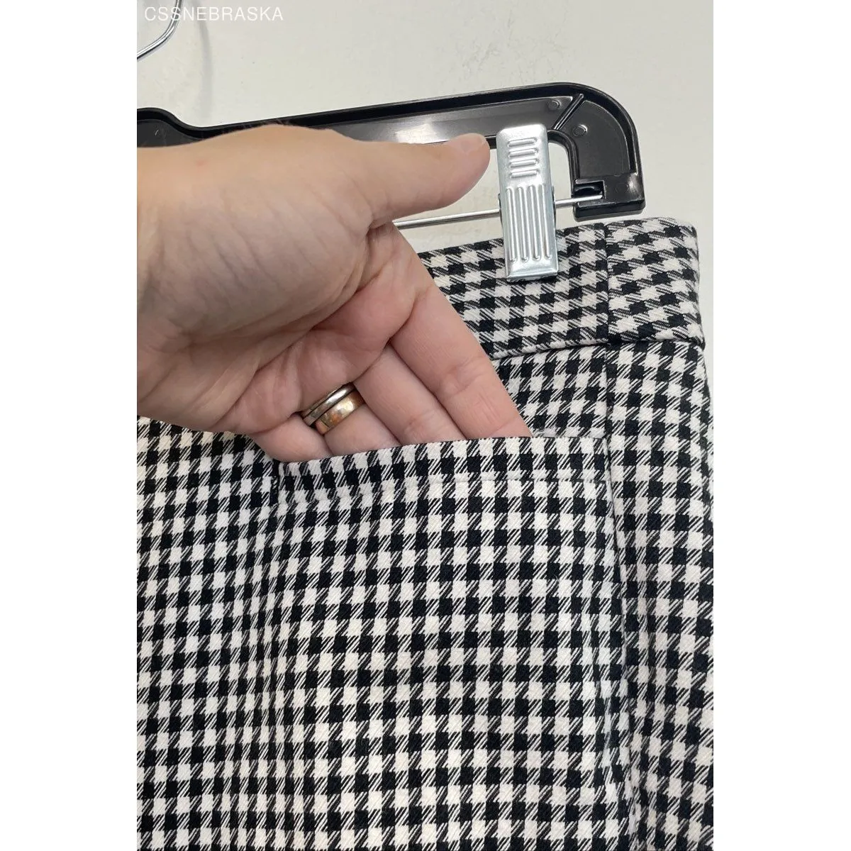 Banana Republic Black/White‎ Pants Womens 6S Black White Gingham Plaid Sloan - Image 2