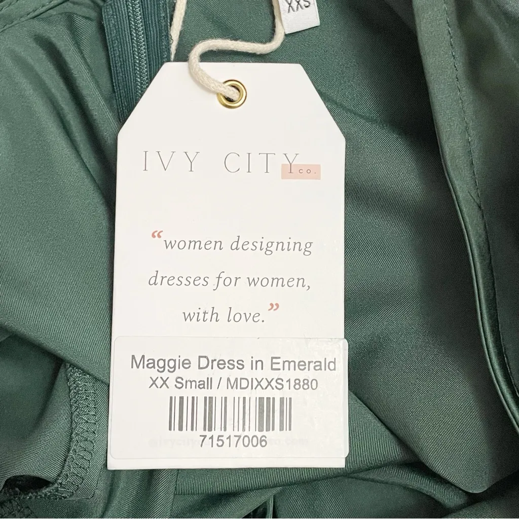 NWT Ivy City Co Maggie Dress Emerald Green Satin Wrap Flutter Sleeve Size XXS - Image 13