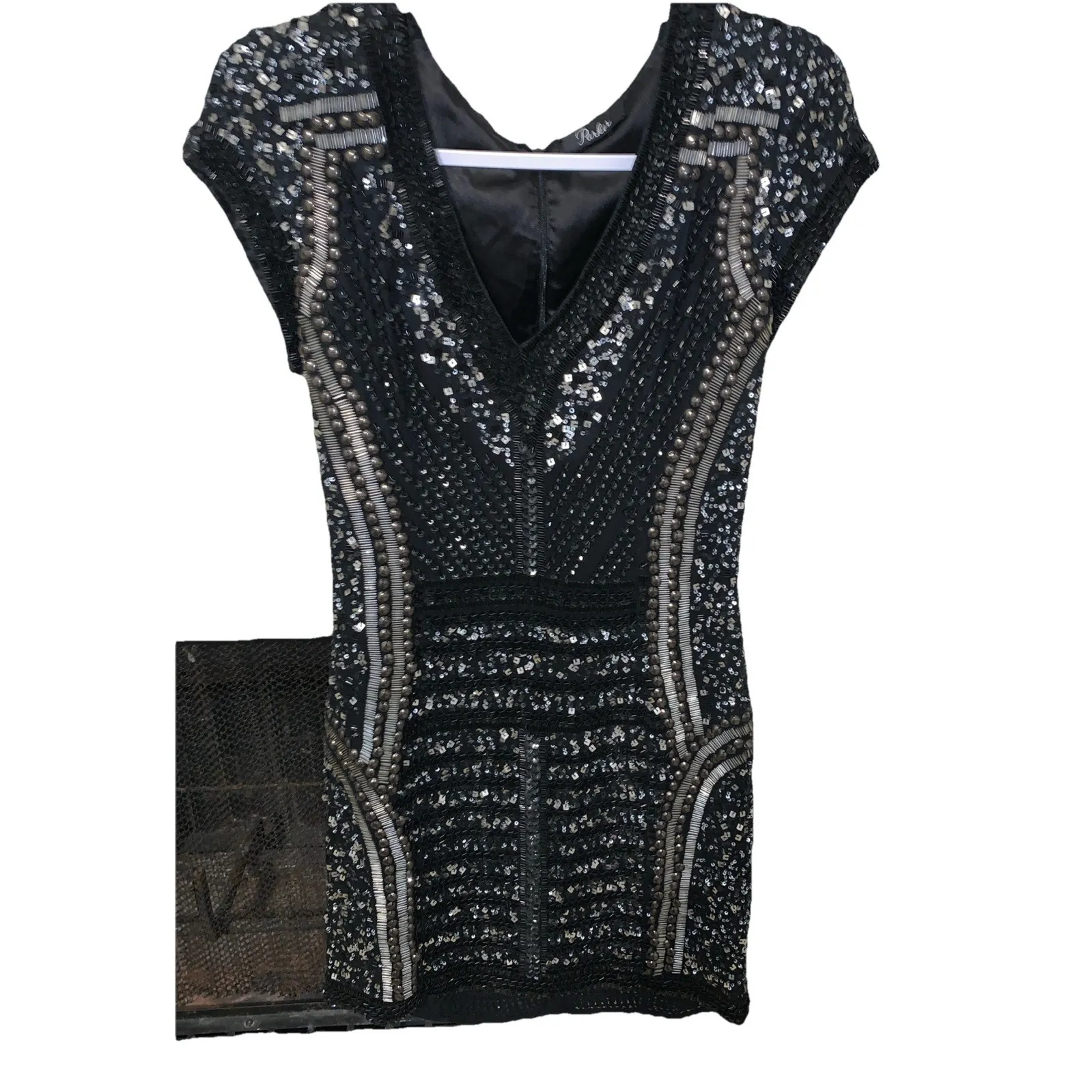 Parker Womens Black V-neck Cap-Sleeve Beaded Tank Shift Cocktail Dress S - Image 4