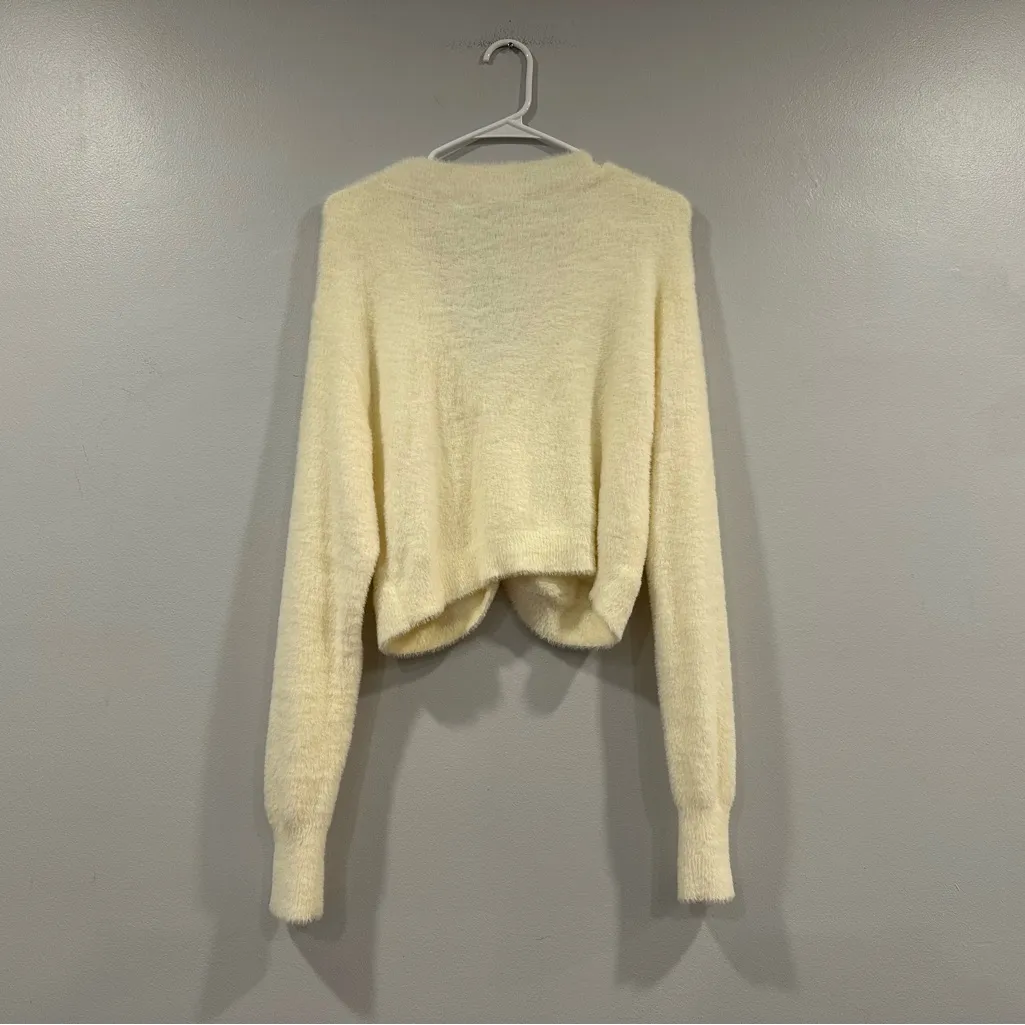 Lulus Totally Toasty Ivory Eyelash Knit Cropped Cardigan Sweater Medium M - Image 6