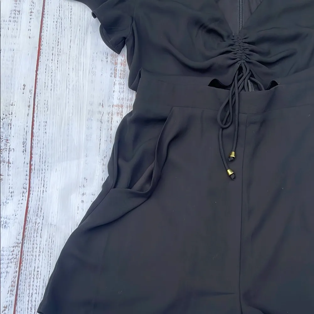 Express Elegant Black Flutter Sleeve Romper - Image 5