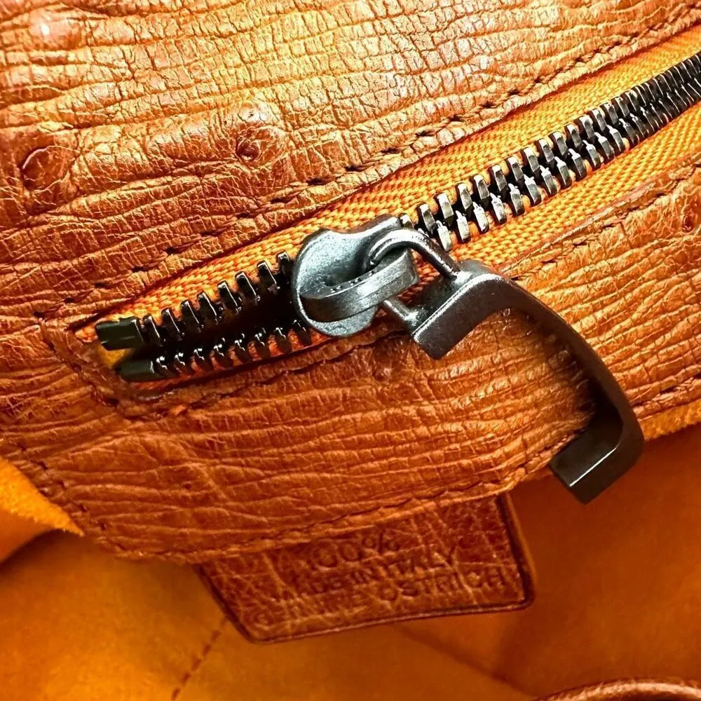 Nuti orange ostrich shoulder bag - Image 9