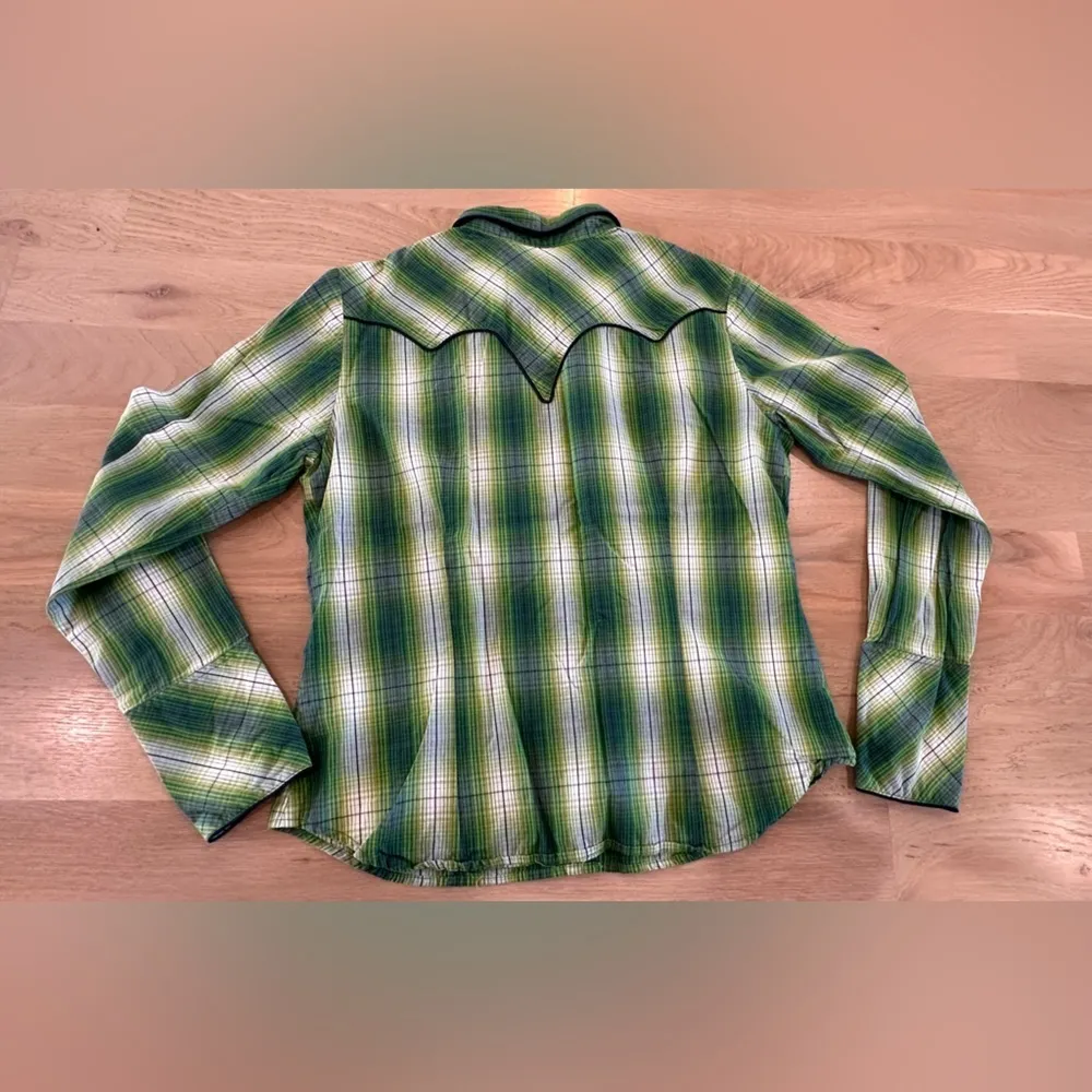 Roper women's plaid pearl snap long sleeve plaid green shirt size small - Image 8