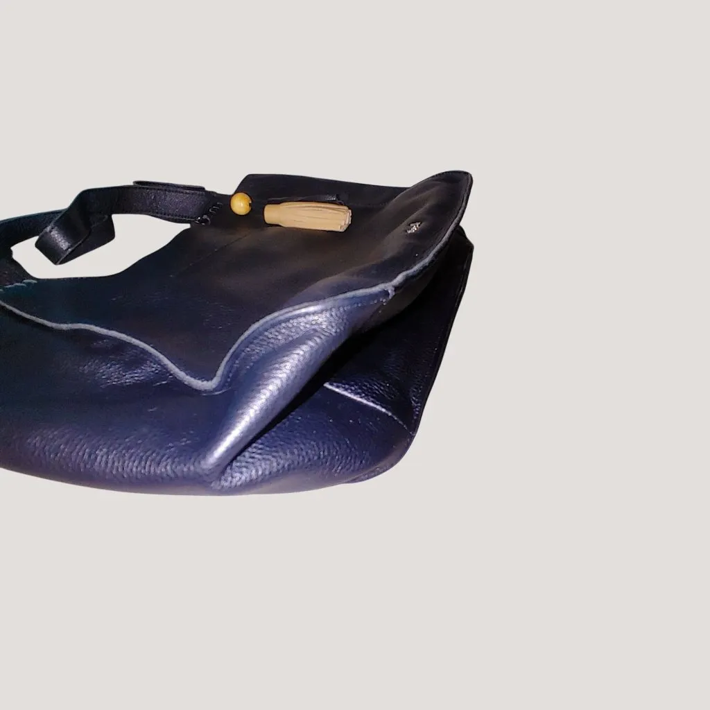 The Sak Huntley Leather Tote Black Tote Bag Tassel Accent Beige Interior Lining - Image 11