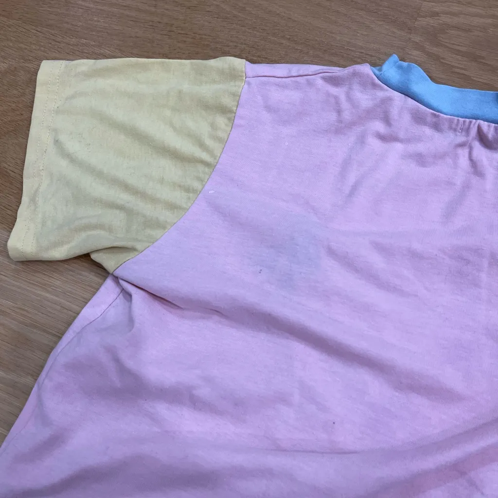 ROMWE Cropped T-shirt with Mushroom Patch - Pink, Blue, Yellow size small - Image 8