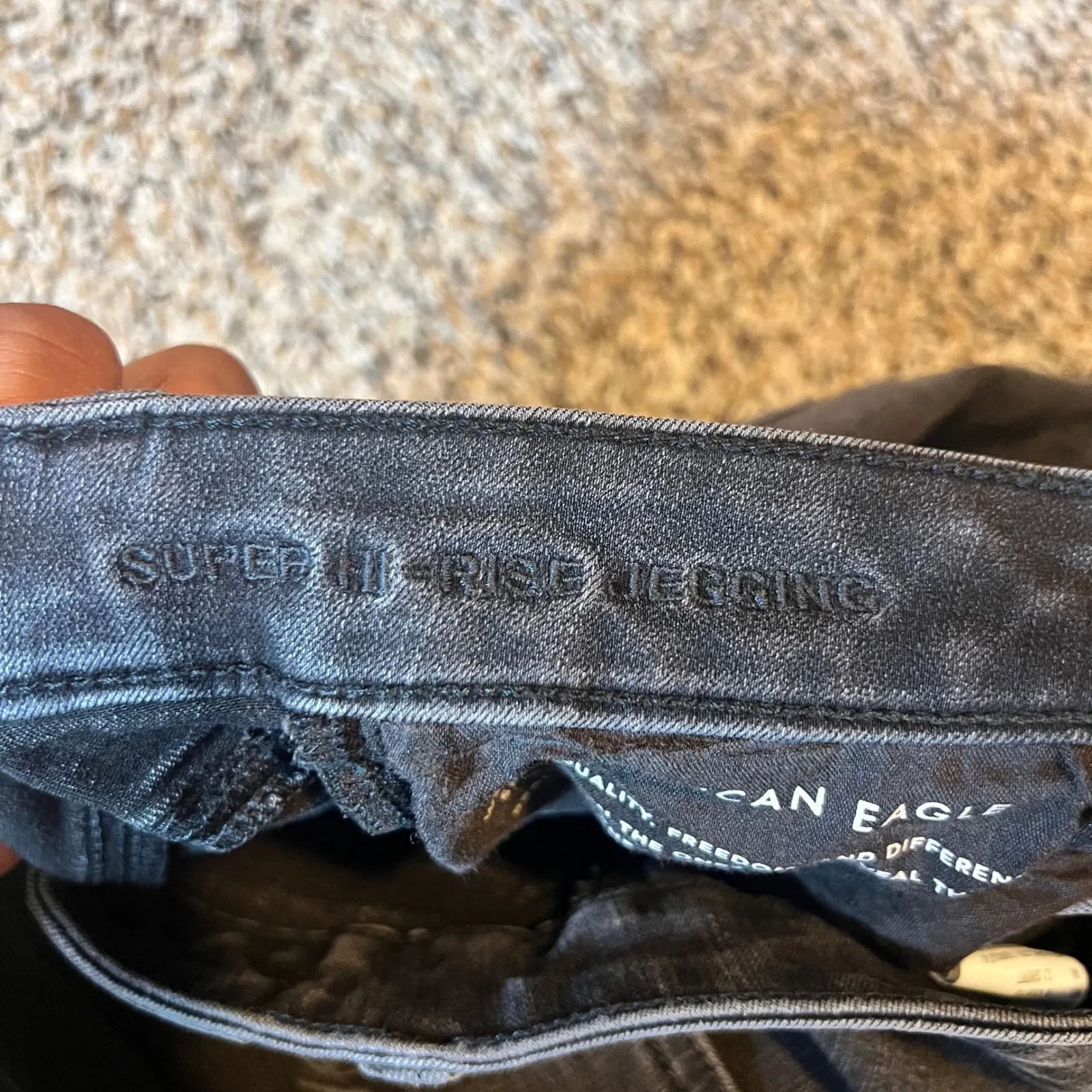 American Eagle Outfitters Super Hi Rise Jegging Jeans Black Womens Size 8 Short - Image 3