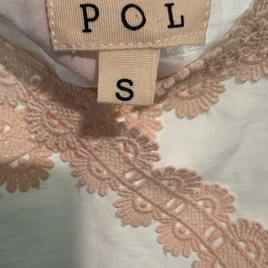 POL‎ White Lace Trim Cami Tank Top with Crisscross Back - Image 5