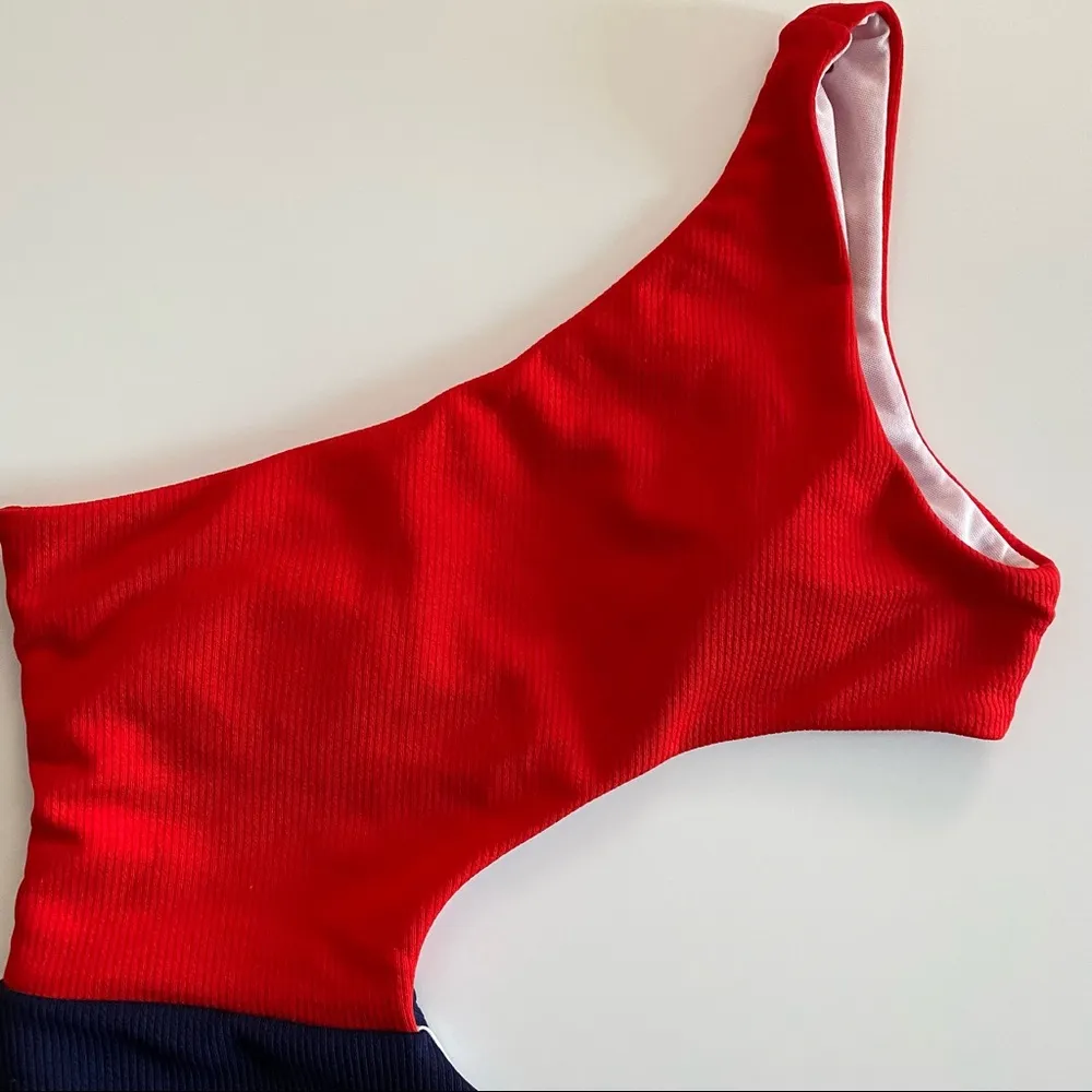SHEIN Red Navy Colorblock One Shoulder Cut Out One Piece Swimsuit Size Large - Image 2
