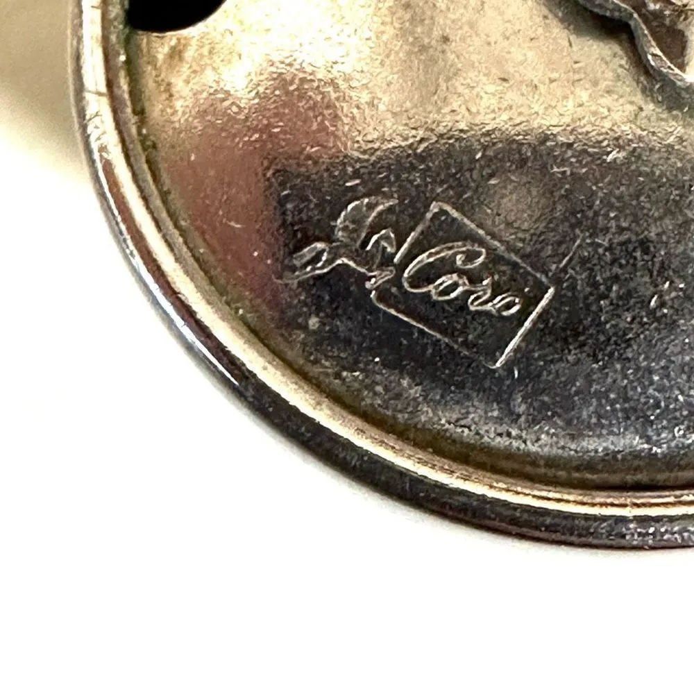 Coro Pegasus vintage button clip on earrings Silver - Image 3